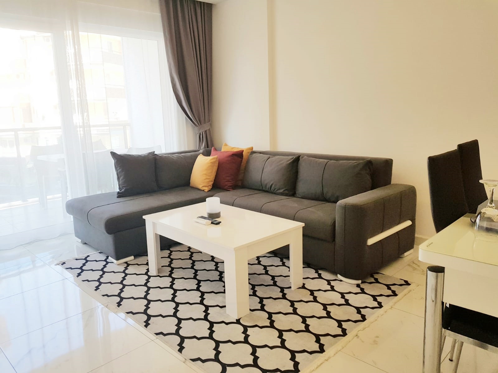 Алания Махмутлар Продажа Меблированной  Квартиры 1+1 Близко к Морю